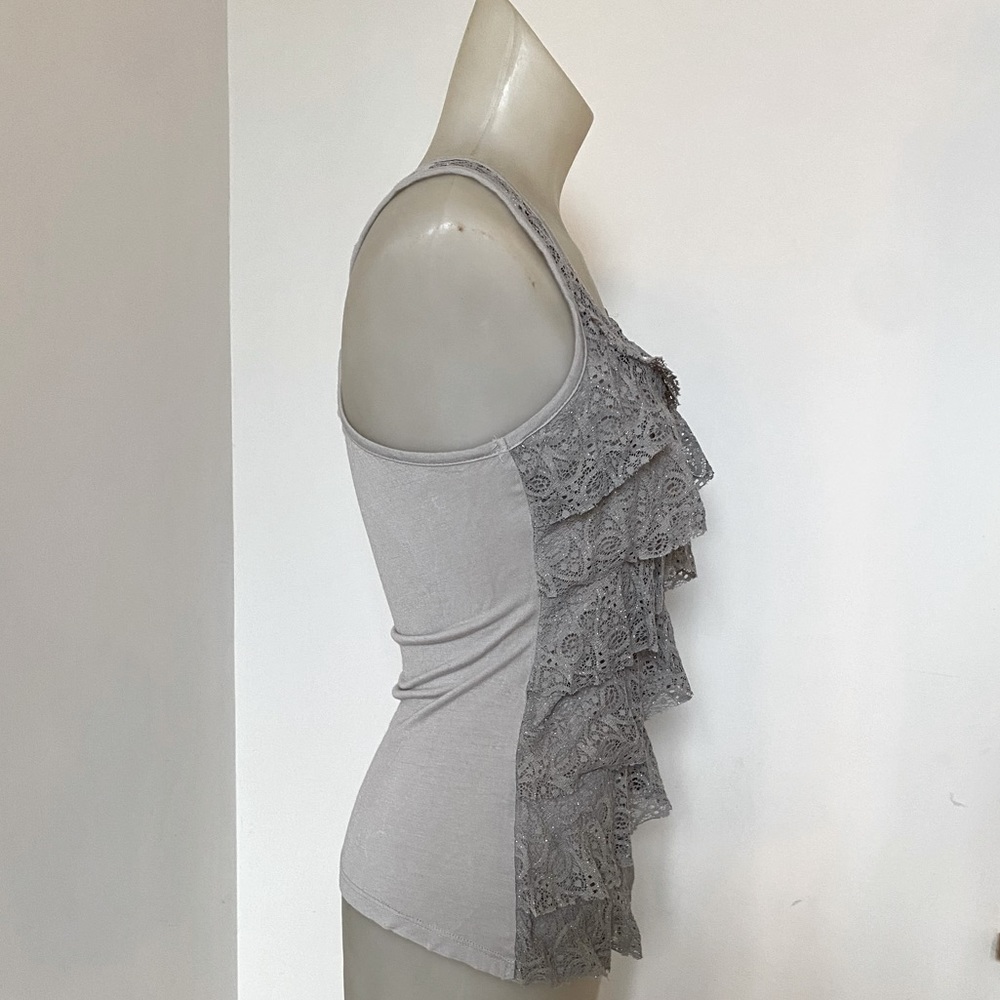 Charlotte Rouse Gray Ruffled Tank Top Size Medium - Picture 4 of 6